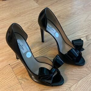Valentino Bow Dorsay Heels size 39.5 / US 9